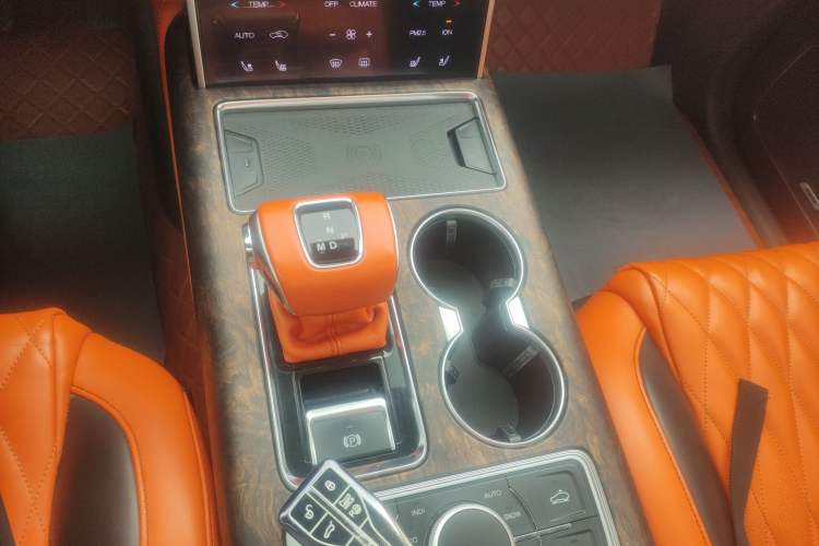 Used Hongqi HS7 2019 3.0T Automatic All-Wheel Drive Smart Connect Flagship Edition Gear Lever