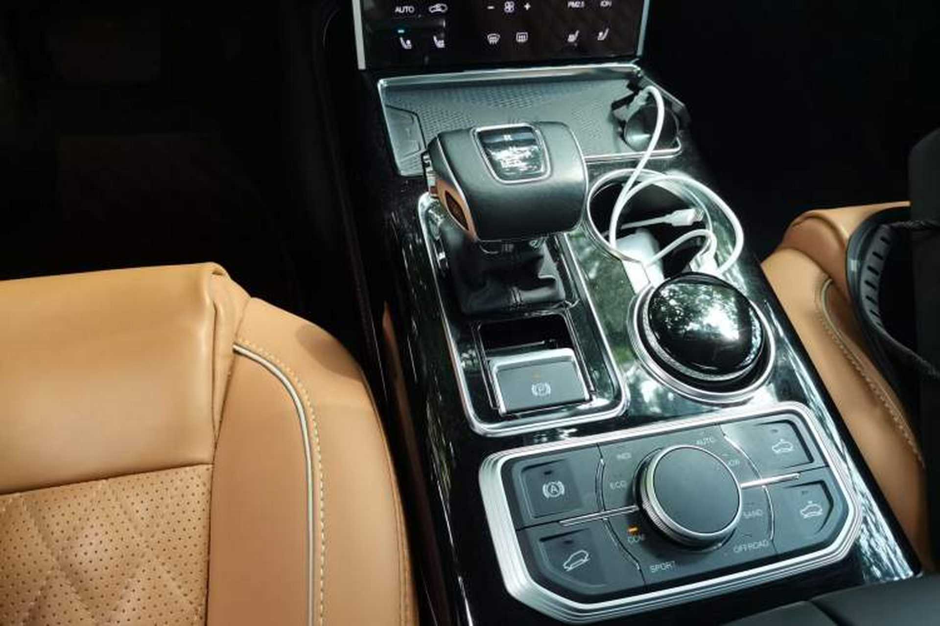 Used Hongqi HS7 2019 3.0T Automatic All-Wheel Drive Smart Connect Flagship Edition Gear Lever