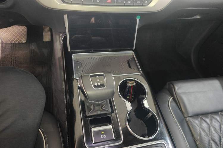 Used Hongqi HS7 2019 3.0T Automatic All-Wheel Drive Smart Connect Flagship Edition Gear Lever