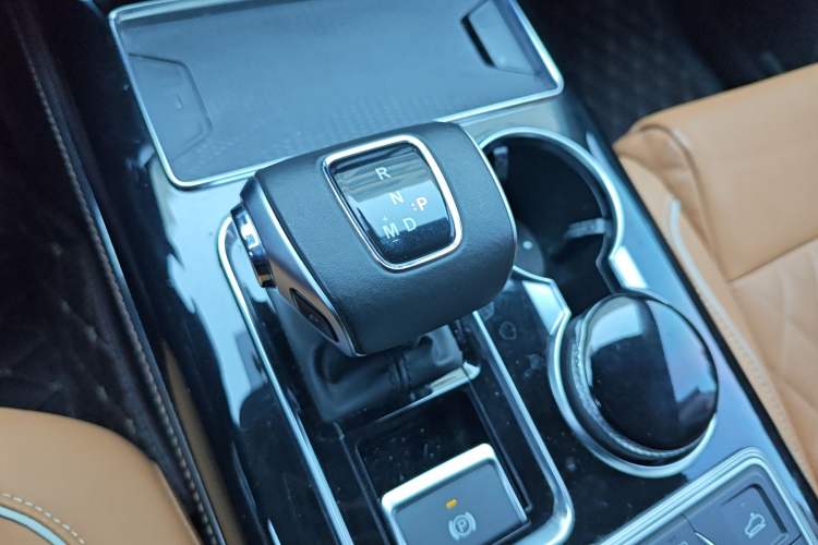 Used Hongqi HS7 2019 3.0T Automatic All-Wheel Drive Smart Connect Flagship Edition Gear Lever
