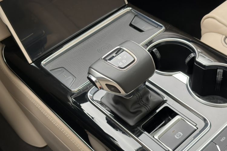 Used Hongqi HS7 2019 3.0T Automatic All-Wheel Drive Smart Connect Flagship Edition Gear Lever