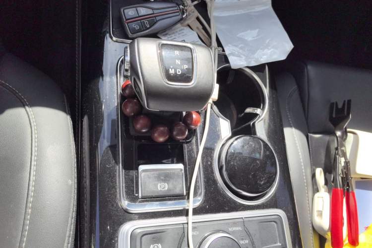 Used Hongqi HS7 2019 3.0T Automatic All-Wheel Drive Smart Connect Flagship Edition Gear Lever