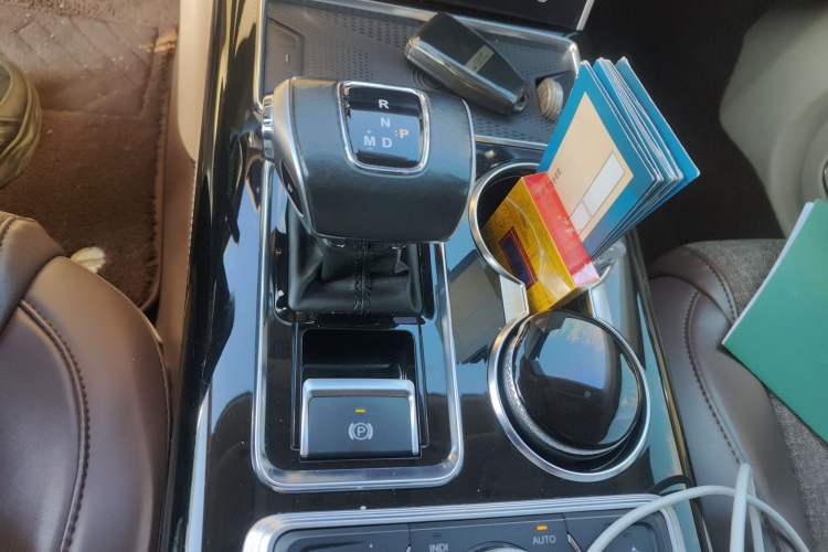 Used Hongqi HS7 2019 3.0T Automatic All-Wheel Drive Smart Connect Flagship Edition Gear Lever