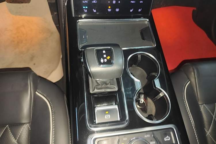 Used Hongqi HS7 2019 3.0T Automatic All-Wheel Drive Smart Connect Flagship Edition Gear Lever