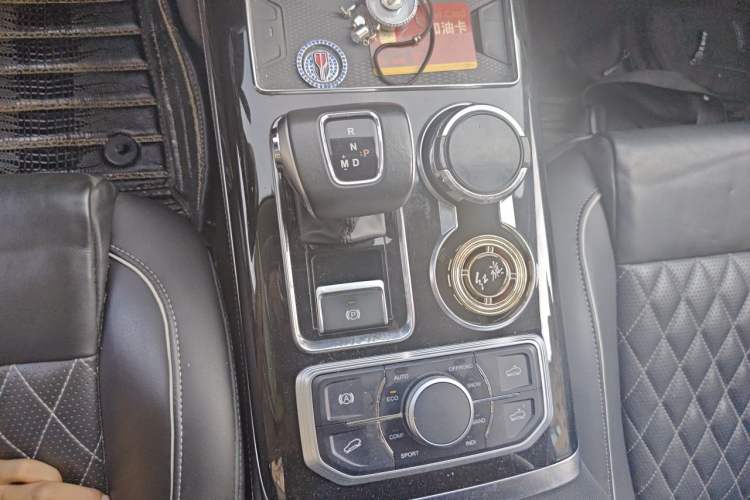 Used Hongqi HS7 2019 3.0T Automatic All-Wheel Drive Smart Connect Flagship Edition Gear Lever