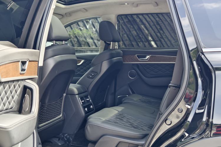 Used Hongqi HS7 2019 3.0T Automatic All-Wheel Drive Smart Connect Flagship Edition Interior 2