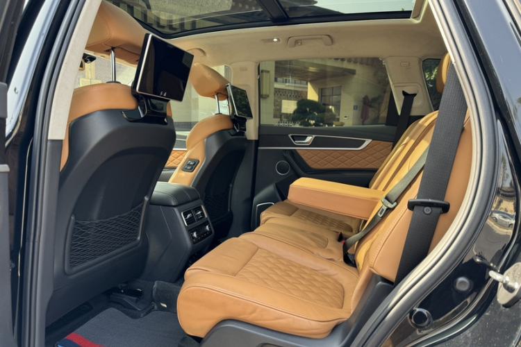 Used Hongqi HS7 2019 3.0T Automatic All-Wheel Drive Smart Connect Flagship Edition Interior 2