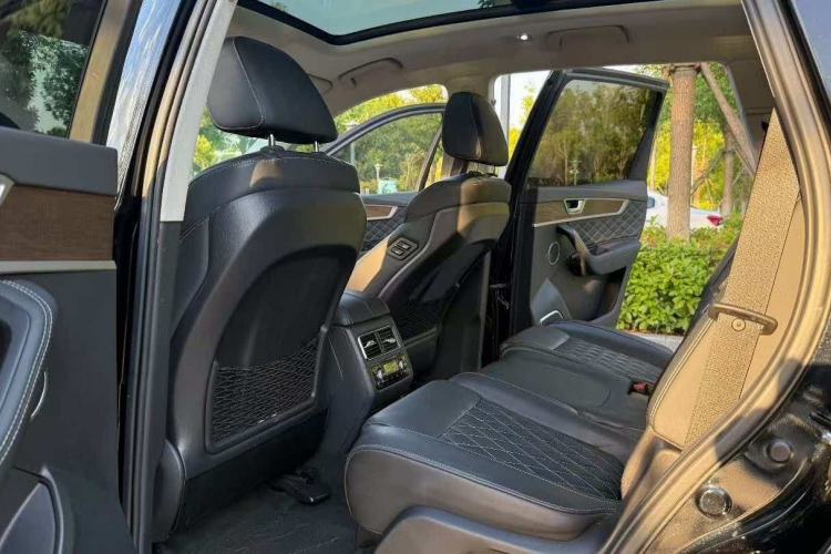 Used Hongqi HS7 2019 3.0T Automatic All-Wheel Drive Smart Connect Flagship Edition Interior 3