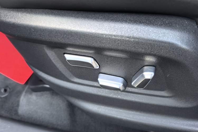 Used Hongqi HS7 2019 3.0T Automatic All-Wheel Drive Smart Connect Flagship Edition Interior 5