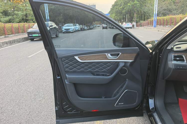 Used Hongqi HS7 2019 3.0T Automatic All-Wheel Drive Smart Connect Flagship Edition Interior 6