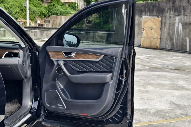 Used Hongqi HS7 2019 3.0T Automatic All-Wheel Drive Smart Connect Flagship Edition Interior 8