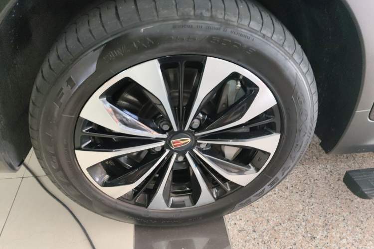 Used Hongqi HS7 2019 3.0T Automatic All-Wheel Drive Smart Connect Flagship Edition Left Front Wheel Hub