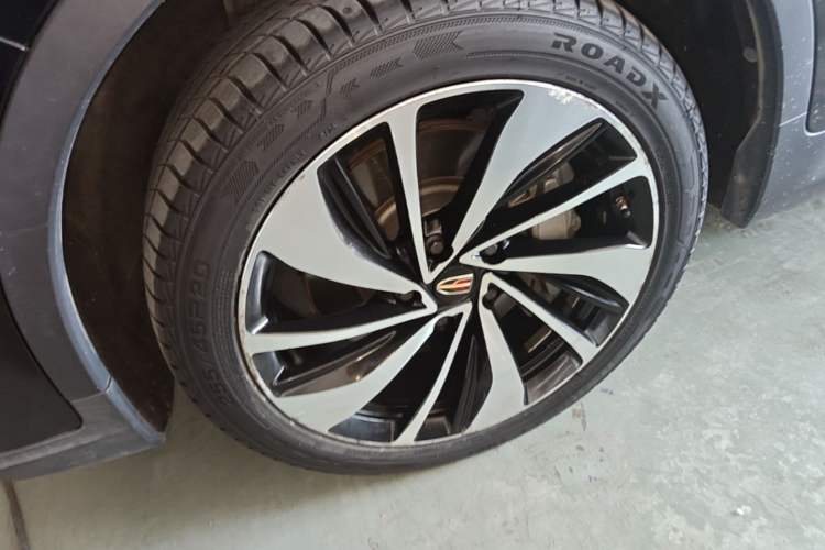 Used Hongqi HS7 2019 3.0T Automatic All-Wheel Drive Smart Connect Flagship Edition Left Front Wheel Hub