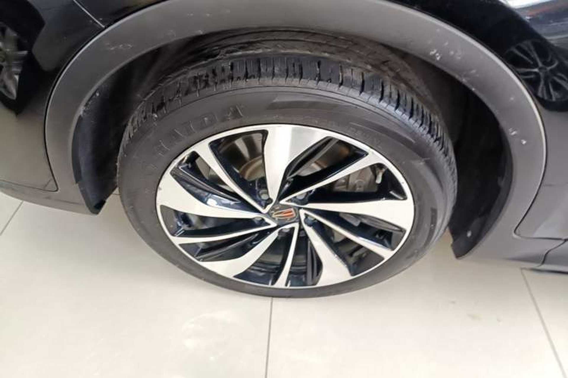 Used Hongqi HS7 2019 3.0T Automatic All-Wheel Drive Smart Connect Flagship Edition Left Front Wheel Hub