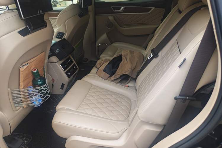 Used Hongqi HS7 2019 3.0T Automatic All-Wheel Drive Smart Connect Flagship Edition Left Rear Seat