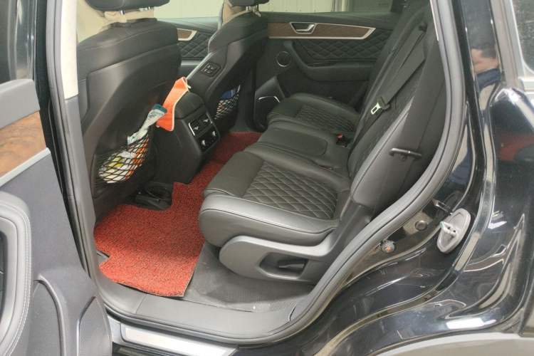 Used Hongqi HS7 2019 3.0T Automatic All-Wheel Drive Smart Connect Flagship Edition Left Rear Seat