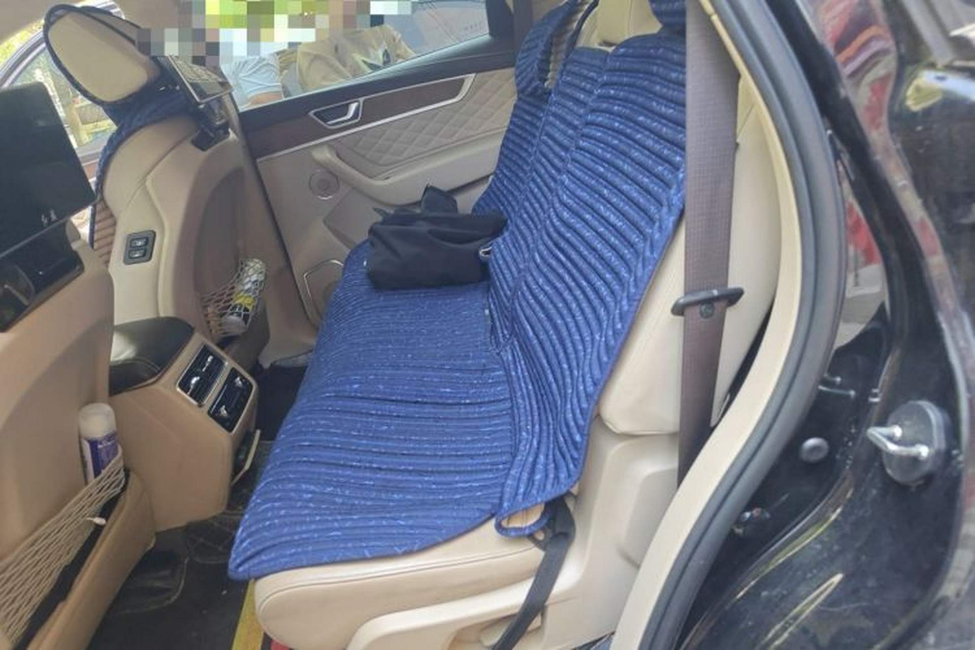 Used Hongqi HS7 2019 3.0T Automatic All-Wheel Drive Smart Connect Flagship Edition Left Rear Seat