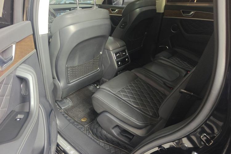 Used Hongqi HS7 2019 3.0T Automatic All-Wheel Drive Smart Connect Flagship Edition Left Rear Seat