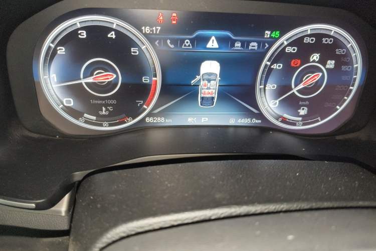 Used Hongqi HS7 2019 3.0T Automatic All-Wheel Drive Smart Connect Flagship Edition Odometer Close Up