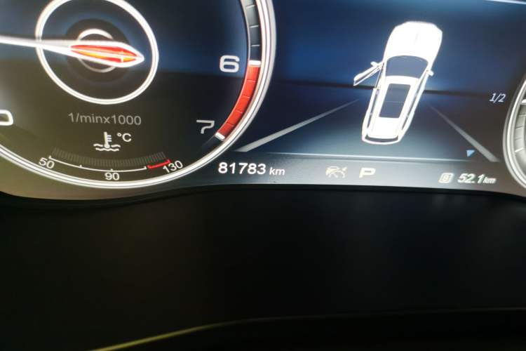 Used Hongqi HS7 2019 3.0T Automatic All-Wheel Drive Smart Connect Flagship Edition Odometer Close Up