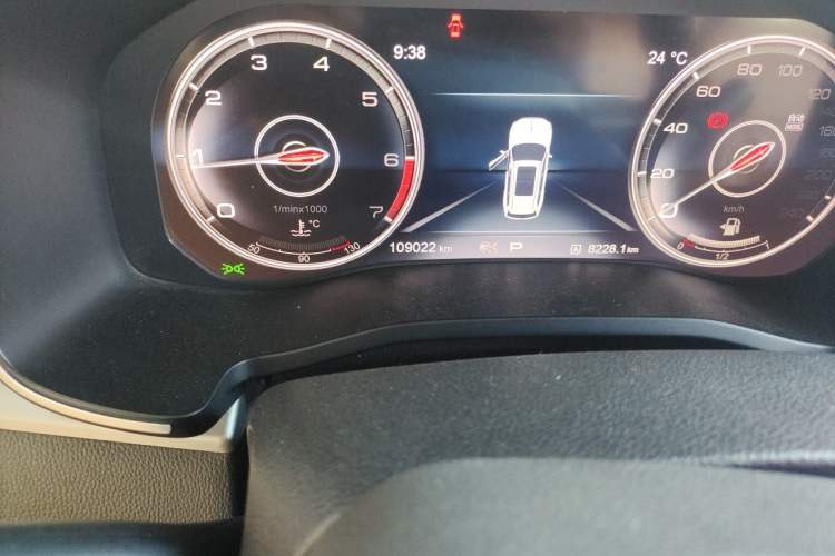 Used Hongqi HS7 2019 3.0T Automatic All-Wheel Drive Smart Connect Flagship Edition Odometer Close Up