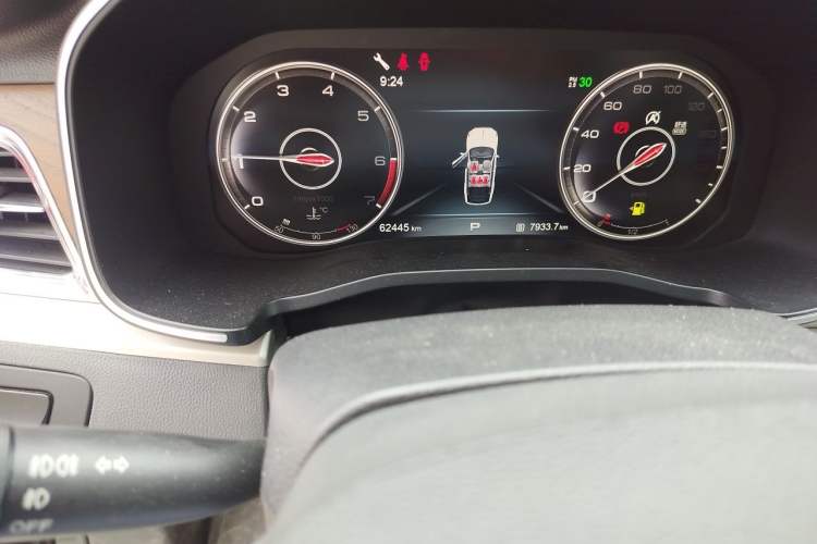 Used Hongqi HS7 2019 3.0T Automatic All-Wheel Drive Smart Connect Flagship Edition Odometer Close Up