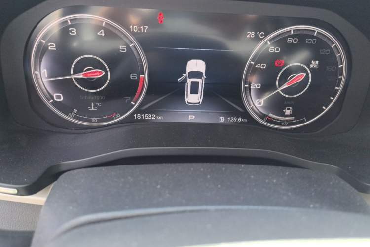 Used Hongqi HS7 2019 3.0T Automatic All-Wheel Drive Smart Connect Flagship Edition Odometer Close Up
