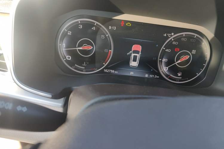 Used Hongqi HS7 2019 3.0T Automatic All-Wheel Drive Smart Connect Flagship Edition Odometer Close Up