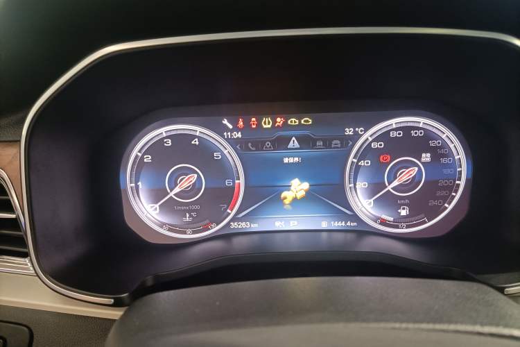 Used Hongqi HS7 2019 3.0T Automatic All-Wheel Drive Smart Connect Flagship Edition Odometer Close Up