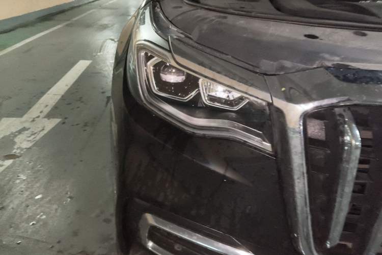Used Hongqi HS7 2019 3.0T Automatic All-Wheel Drive Smart Connect Flagship Edition Right Front Headlight