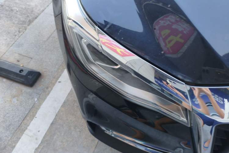Used Hongqi HS7 2019 3.0T Automatic All-Wheel Drive Smart Connect Flagship Edition Right Front Headlight
