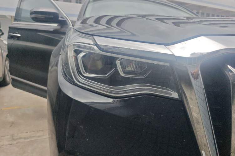 Used Hongqi HS7 2019 3.0T Automatic All-Wheel Drive Smart Connect Flagship Edition Right Front Headlight