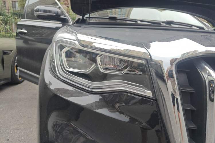 Used Hongqi HS7 2019 3.0T Automatic All-Wheel Drive Smart Connect Flagship Edition Right Front Headlight