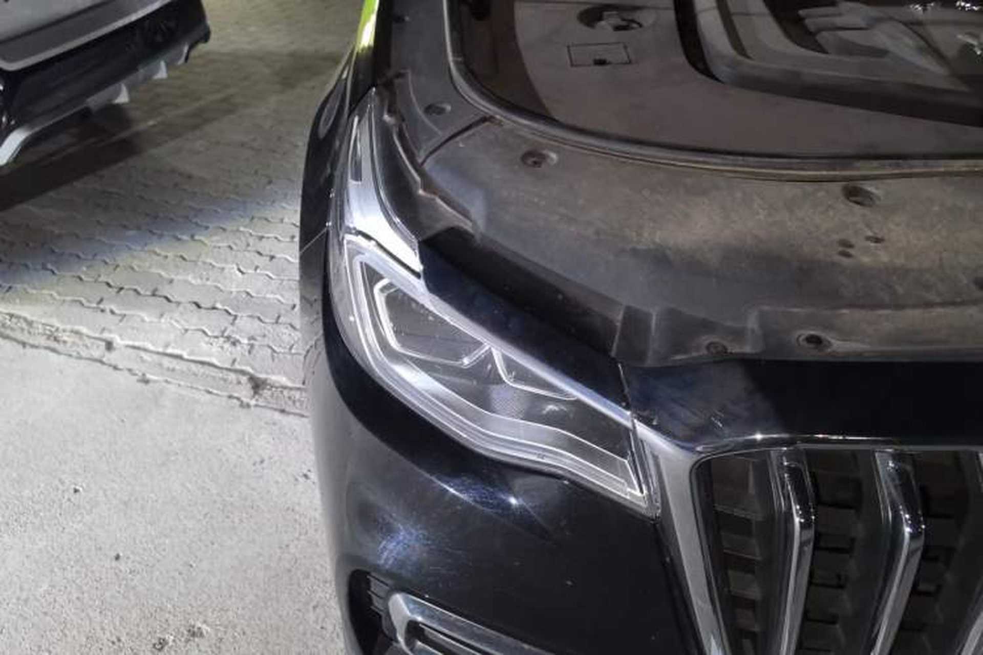 Used Hongqi HS7 2019 3.0T Automatic All-Wheel Drive Smart Connect Flagship Edition Right Front Headlight