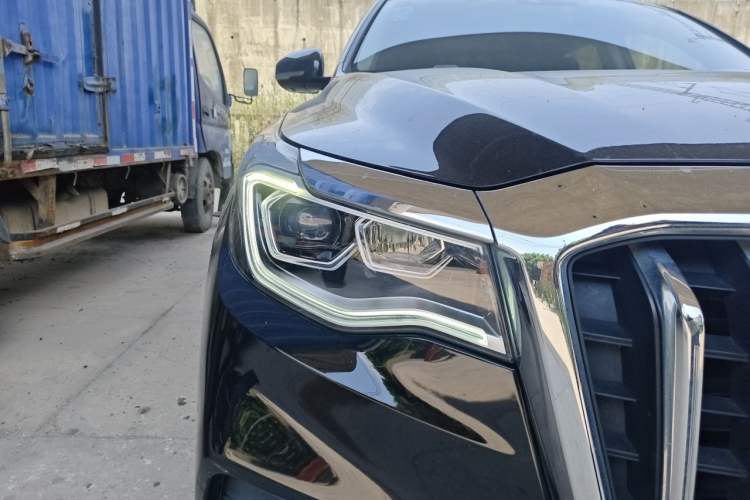 Used Hongqi HS7 2019 3.0T Automatic All-Wheel Drive Smart Connect Flagship Edition Right Front Headlight
