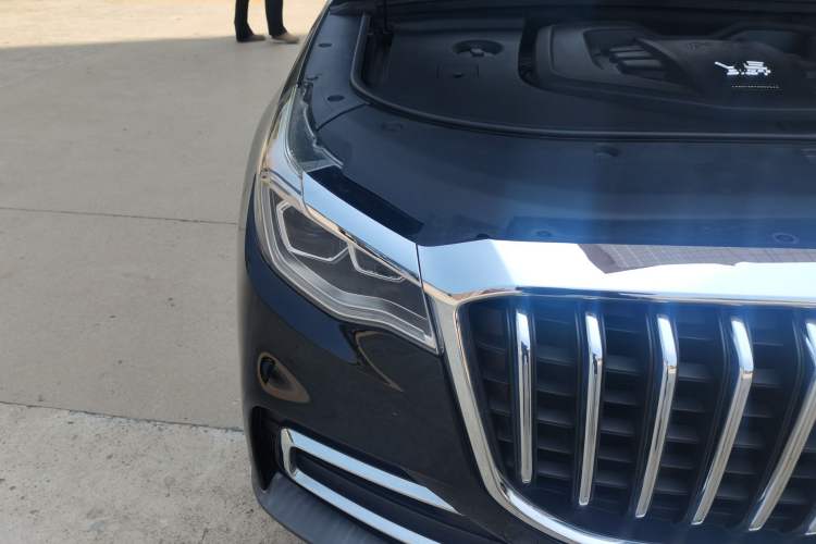 Used Hongqi HS7 2019 3.0T Automatic All-Wheel Drive Smart Connect Flagship Edition Right Front Headlight