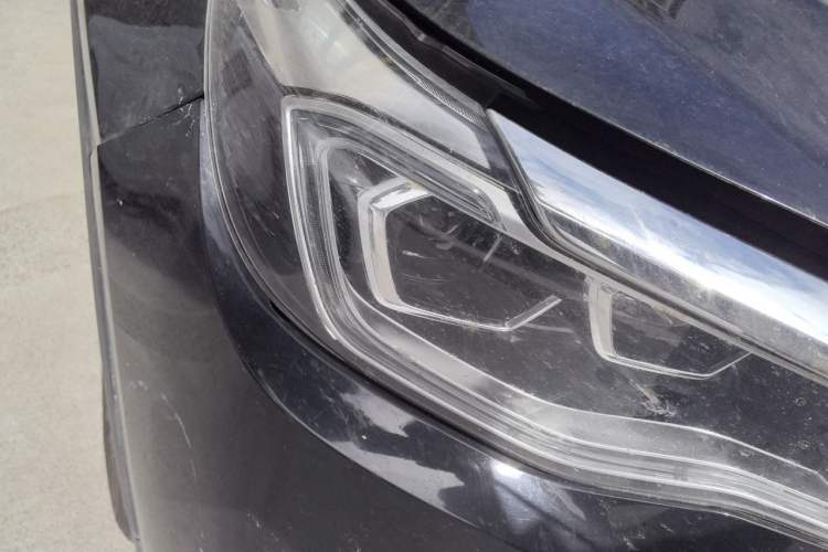 Used Hongqi HS7 2019 3.0T Automatic All-Wheel Drive Smart Connect Flagship Edition Right Front Headlight