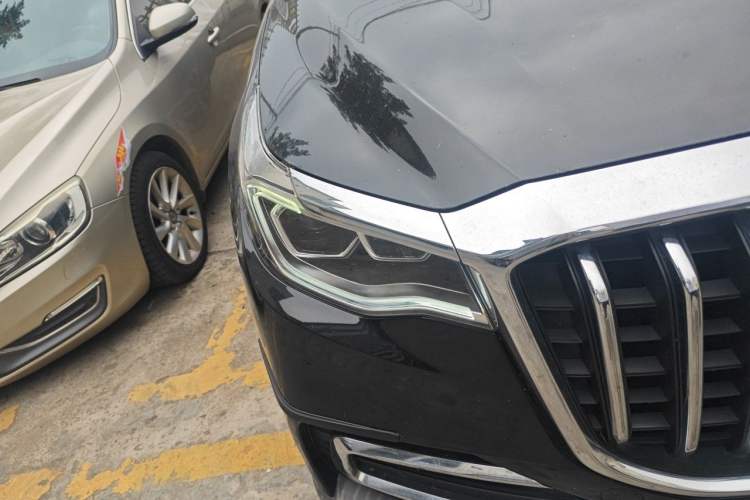 Used Hongqi HS7 2019 3.0T Automatic All-Wheel Drive Smart Connect Flagship Edition Right Front Headlight