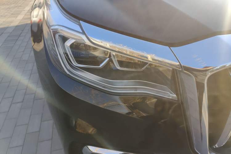 Used Hongqi HS7 2019 3.0T Automatic All-Wheel Drive Smart Connect Flagship Edition Right Front Headlight