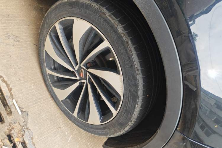 Used Hongqi HS7 2019 3.0T Automatic All-Wheel Drive Smart Connect Flagship Edition Right Front Wheel Hub