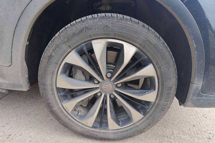 Used Hongqi HS7 2019 3.0T Automatic All-Wheel Drive Smart Connect Flagship Edition Right Front Wheel Hub