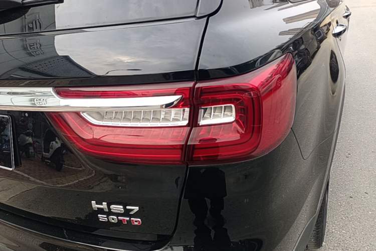 Used Hongqi HS7 2019 3.0T Automatic All-Wheel Drive Smart Connect Flagship Edition Right Rear Taillight