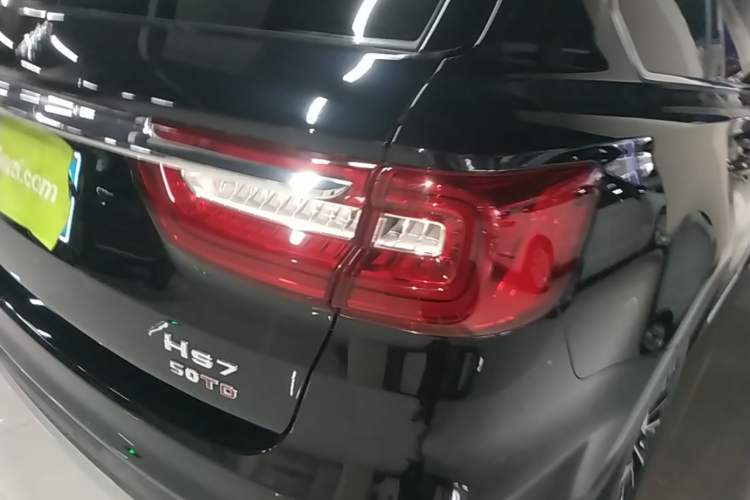 Used Hongqi HS7 2019 3.0T Automatic All-Wheel Drive Smart Connect Flagship Edition Right Rear Taillight