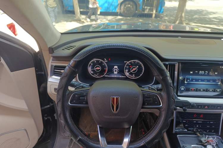 Used Hongqi HS7 2019 3.0T Automatic All-Wheel Drive Smart Connect Flagship Edition Steering Wheel