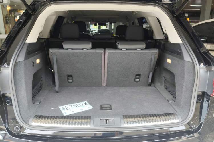 Used Hongqi HS7 2019 3.0T Automatic All-Wheel Drive Smart Connect Flagship Edition Trunk
