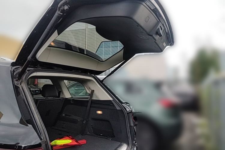 Used Hongqi HS7 2019 3.0T Automatic All-Wheel Drive Smart Connect Flagship Edition Trunk