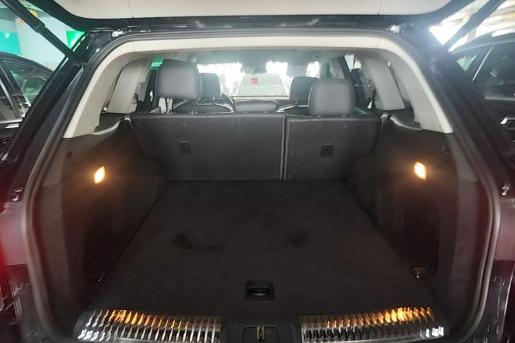 Used Hongqi HS7 2019 3.0T Automatic All-Wheel Drive Smart Connect Flagship Edition Trunk