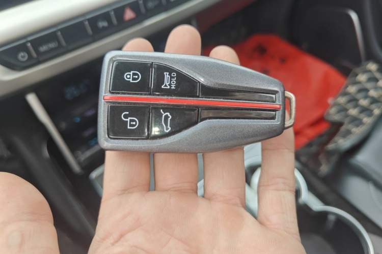 Used Hongqi HS7 2019 3.0T Automatic All-Wheel Drive Smart Connect Flagship Edition Vehicle Key