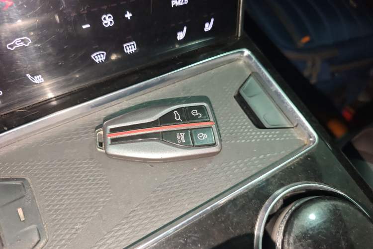 Used Hongqi HS7 2019 3.0T Automatic All-Wheel Drive Smart Connect Flagship Edition Vehicle Key