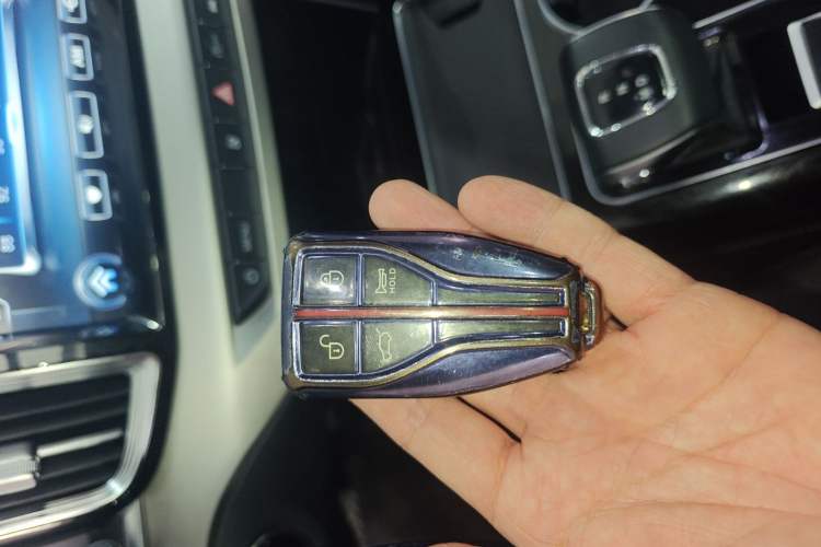 Used Hongqi HS7 2019 3.0T Automatic All-Wheel Drive Smart Connect Flagship Edition Vehicle Key
